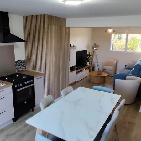 Belle-ile-en-mer - De 3 Logts - Max. 24 Personnes * La Turballe
